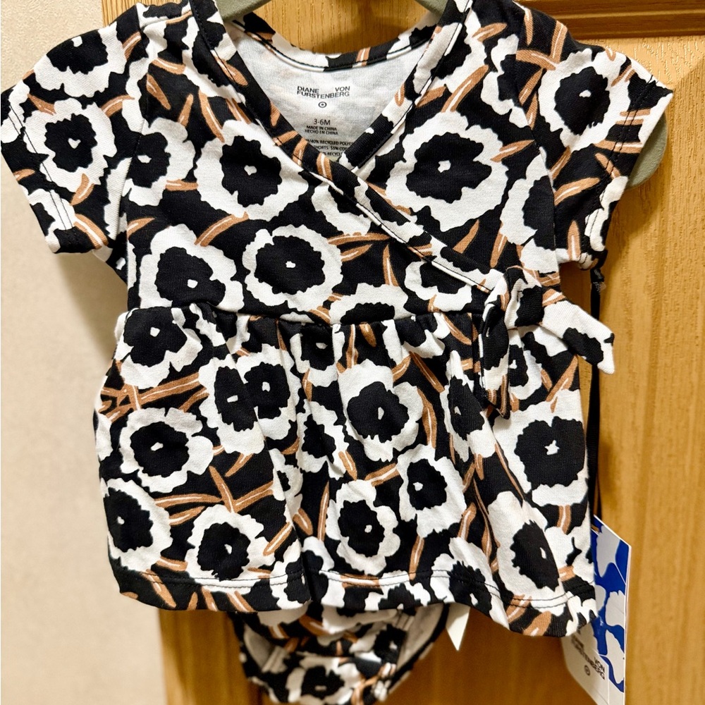 Diane Von Furstenberg Black and White Floral Bodysuit
